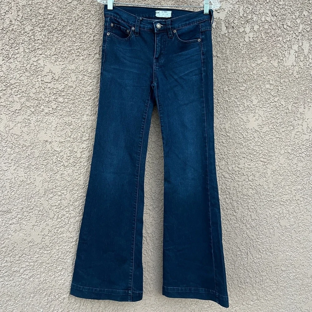 Free People Flare Jeans‎ Womens Size 26 Blue Boho Y2K Stretch Demin